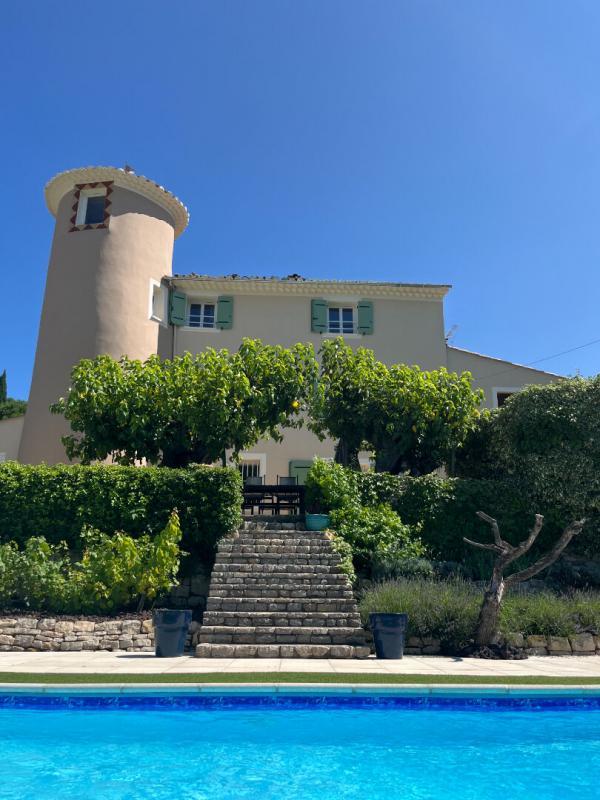 Maison - 160 m² - 5 pièces