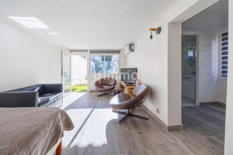 Maison - 179 m² - 6 pièces