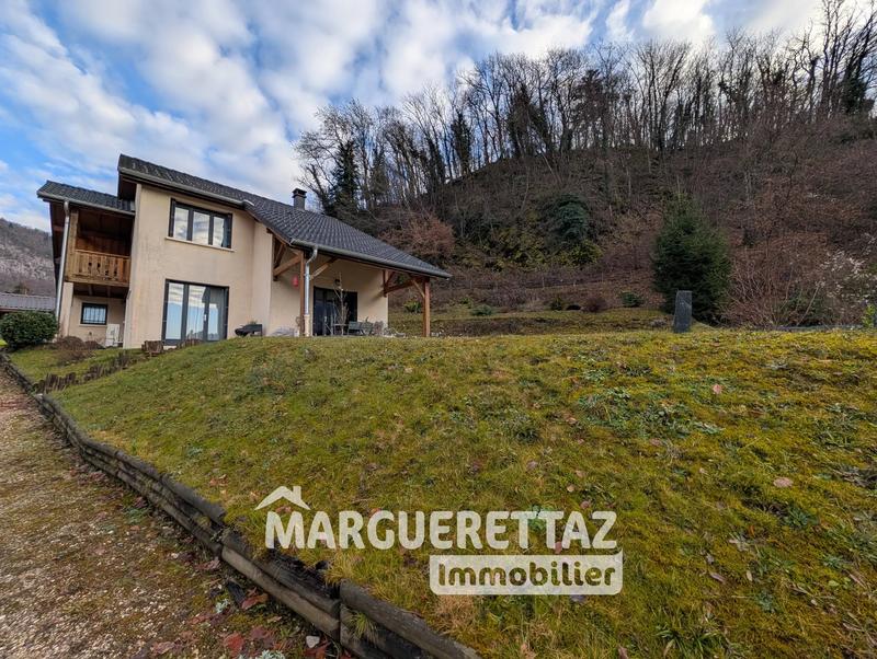 Maison - 108 m² - 4 pièces