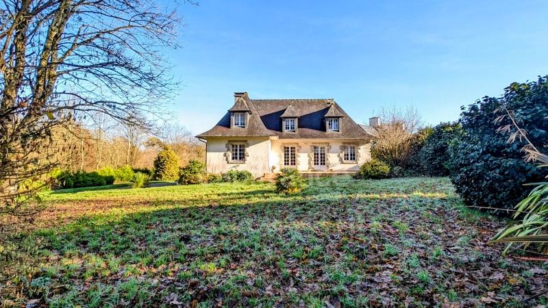 Maison - 172 m² - 7 pièces