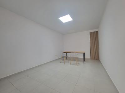 Bureau - 17 m² - 1 pièce