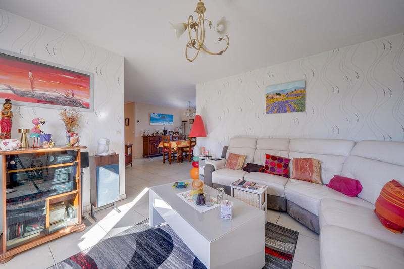 Maison - 102 m² - 4 pièces