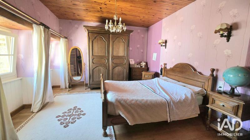 Maison - 180 m² - 6 pièces