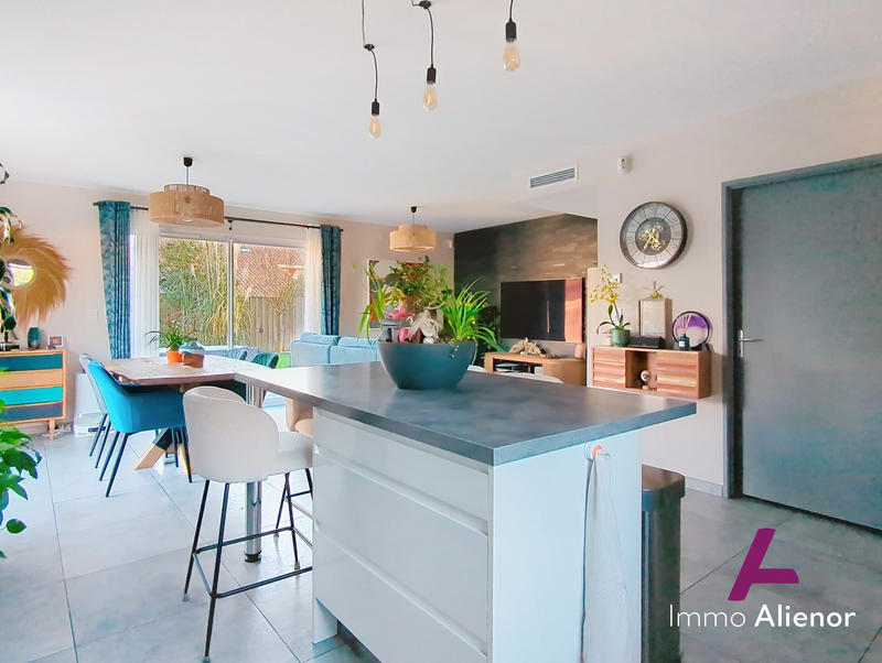 Maison - 91 m² - 4 pièces