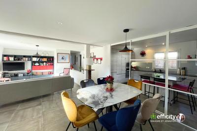 Maison - 145 m² - 6 pièces