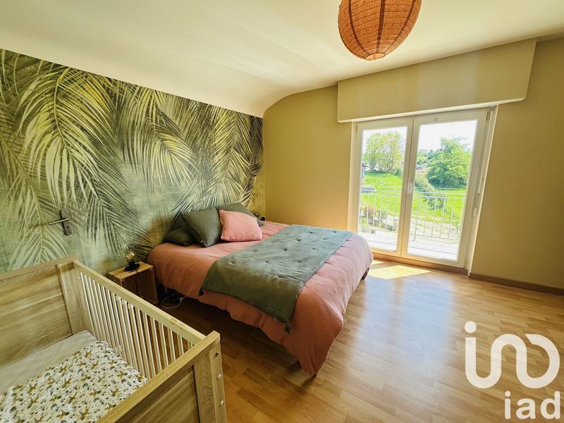 Maison - 177 m² - 8 pièces