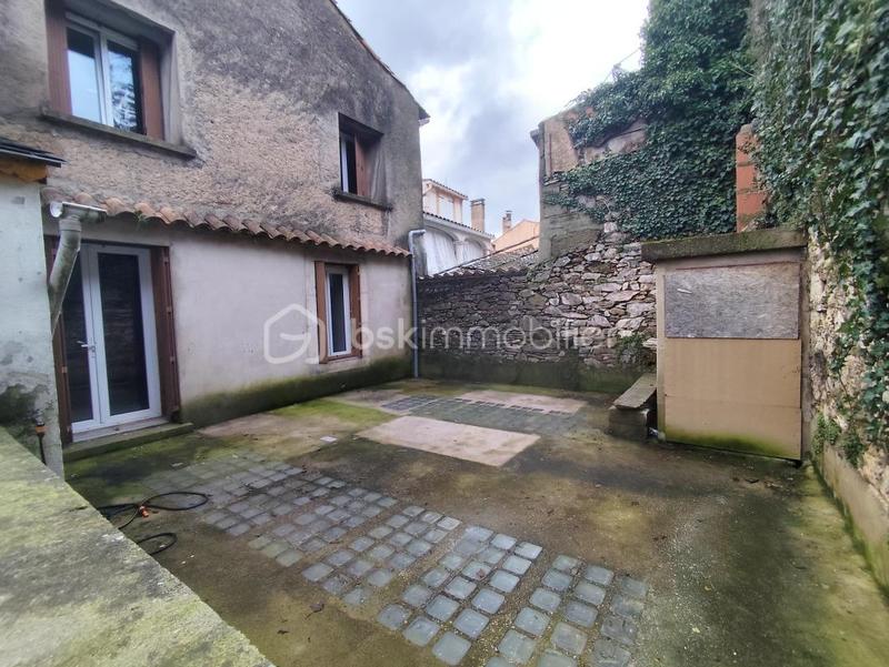 Maison - 300 m² - 13 pièces