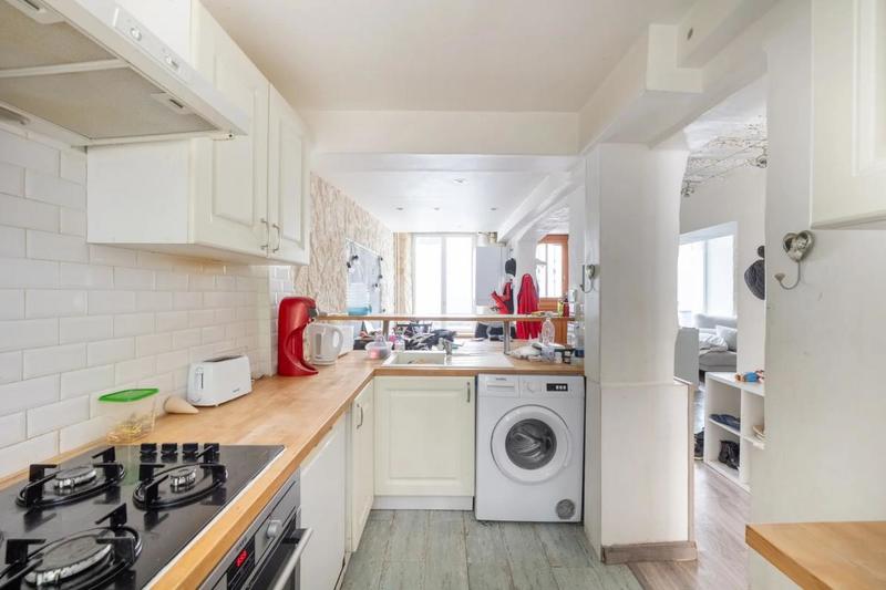 Maison - 139 m² - 6 pièces