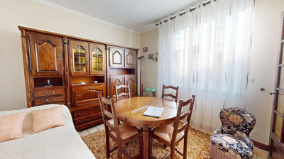 Maison - 90 m² - 3 pièces