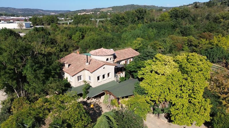 Bastide - 205 m² - 6 pièces