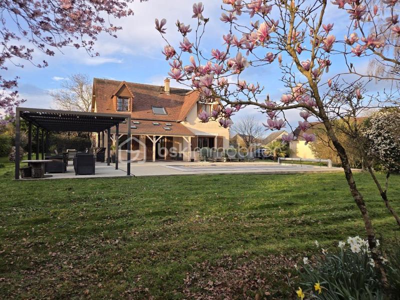 Maison - 145 m² - 6 pièces