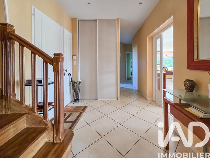 Maison - 204 m² - 7 pièces