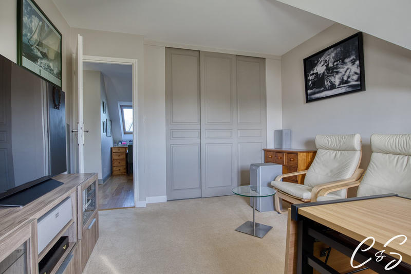 Maison - 131 m² - 6 pièces