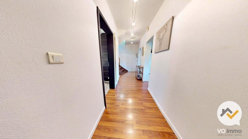 Appartement - 137 m² - 5 pièces