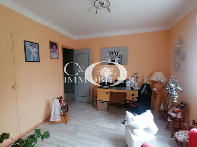 Maison - 105 m² - 4 pièces