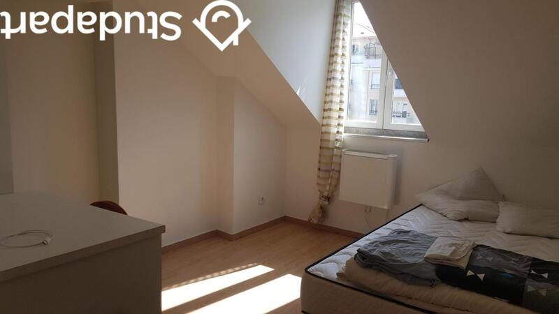 Chambre - 11 m² - 1 pièce