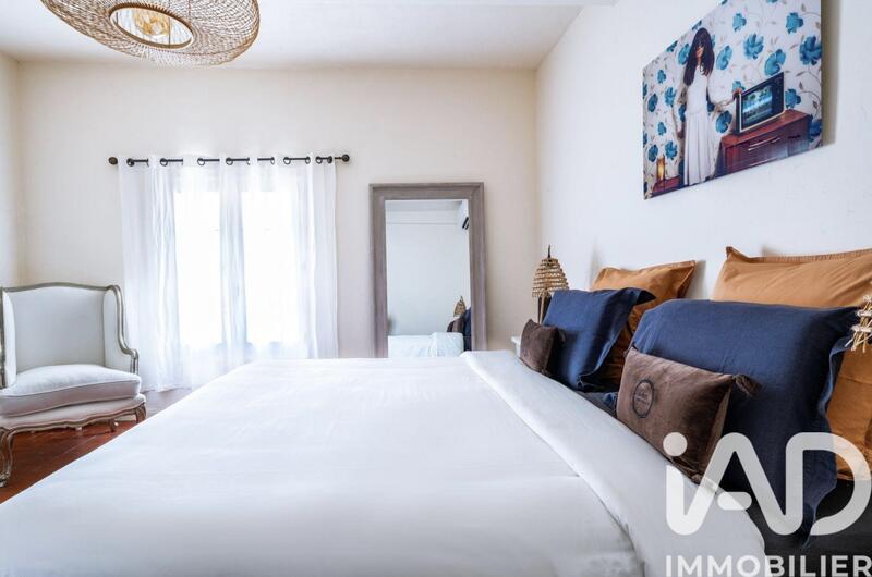 Maison - 500 m² - 13 pièces