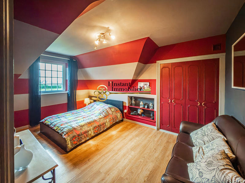 Demeure - 185 m² - 7 pièces