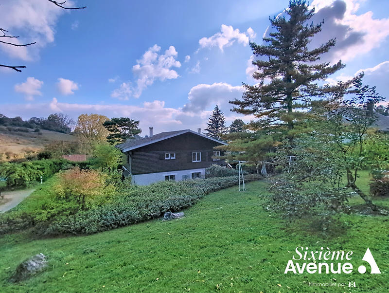 Maison - 121 m² - 7 pièces