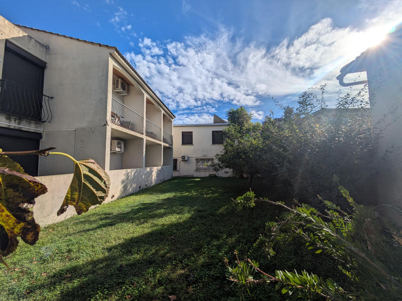 Propriété - 351 m² - 15 pièces