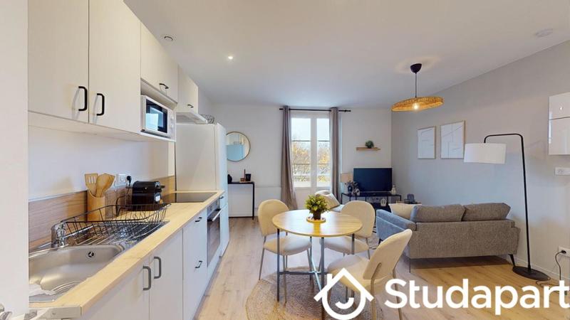 Chambre - 9 m² - 1 pièce