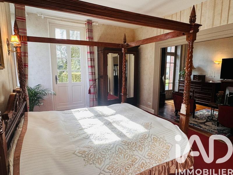 Maison - 380 m² - 11 pièces