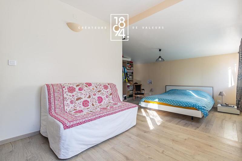 Maison - 149 m² - 5 pièces