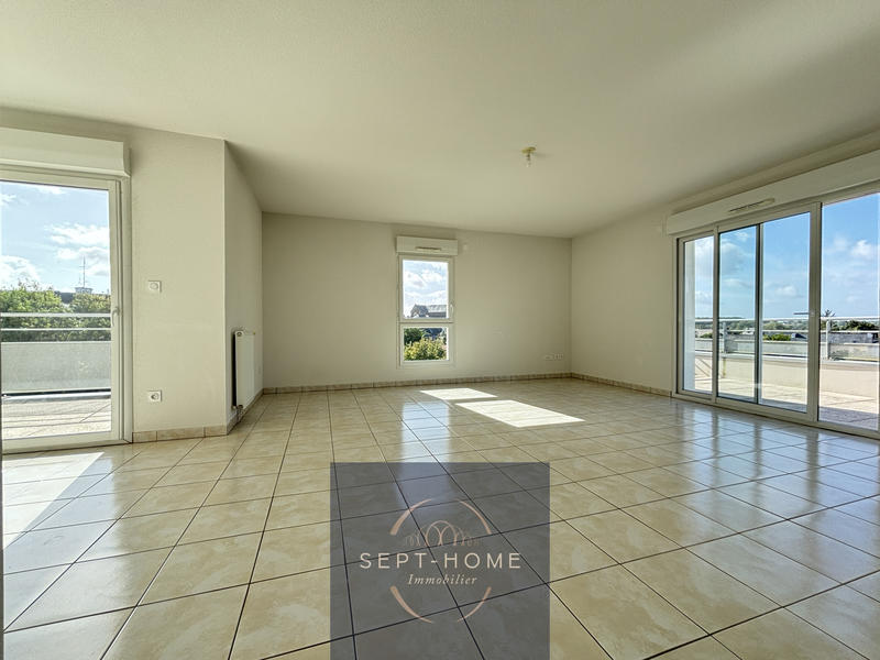 Appartement - 99 m² - 4 pièces