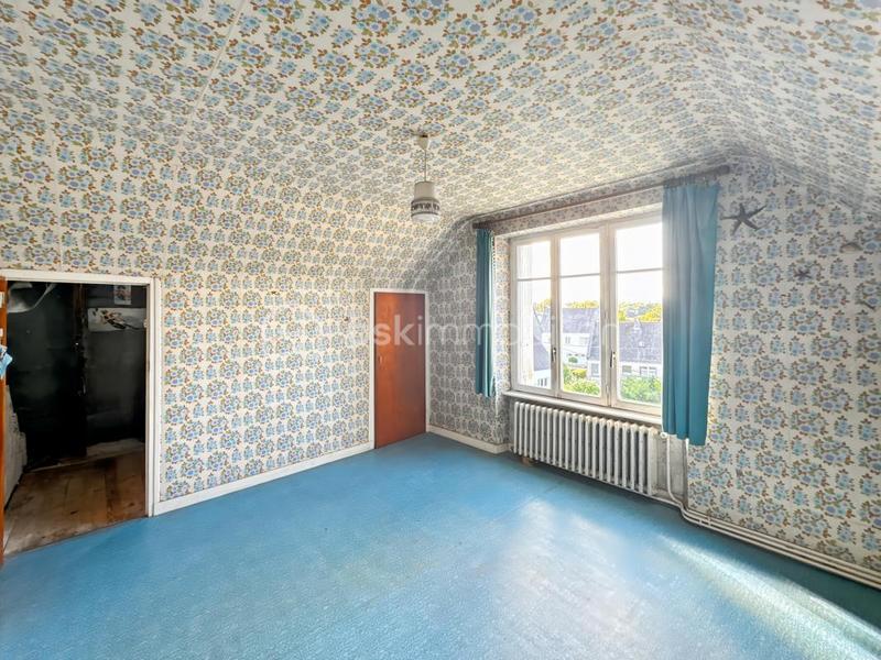 Maison - 95 m² - 5 pièces