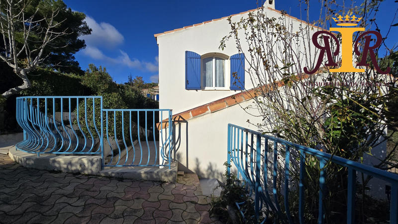 Maison traditionnelle - 140 m² - 6 pièces