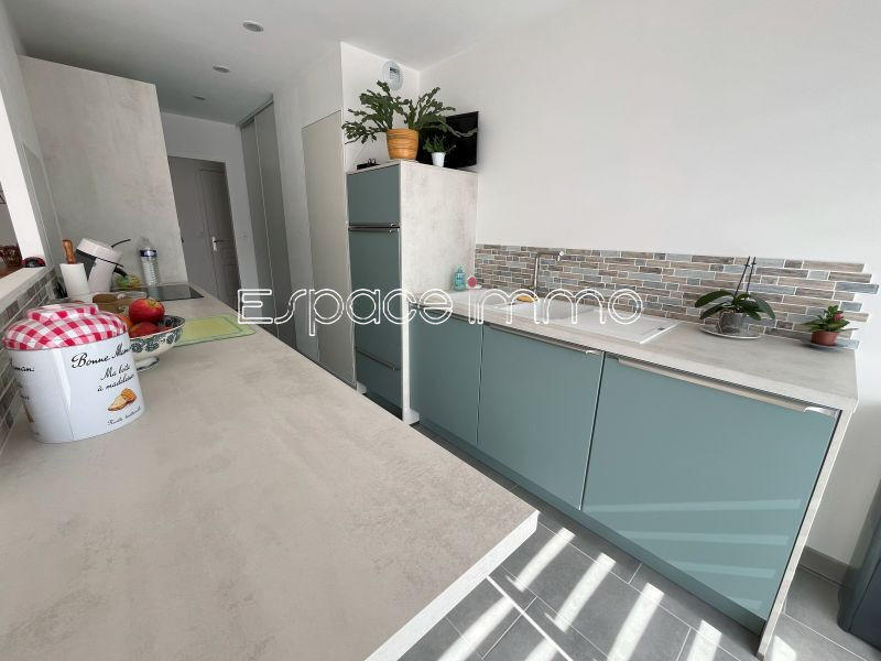 Appartement - 82 m² - 4 pièces