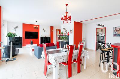 Maison - 313 m² - 9 pièces