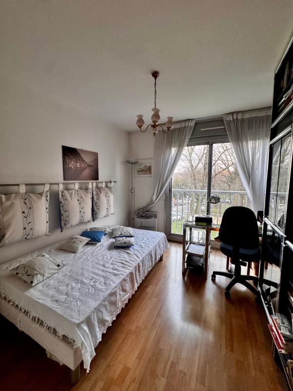 Appartement - 90 m² - 4 pièces