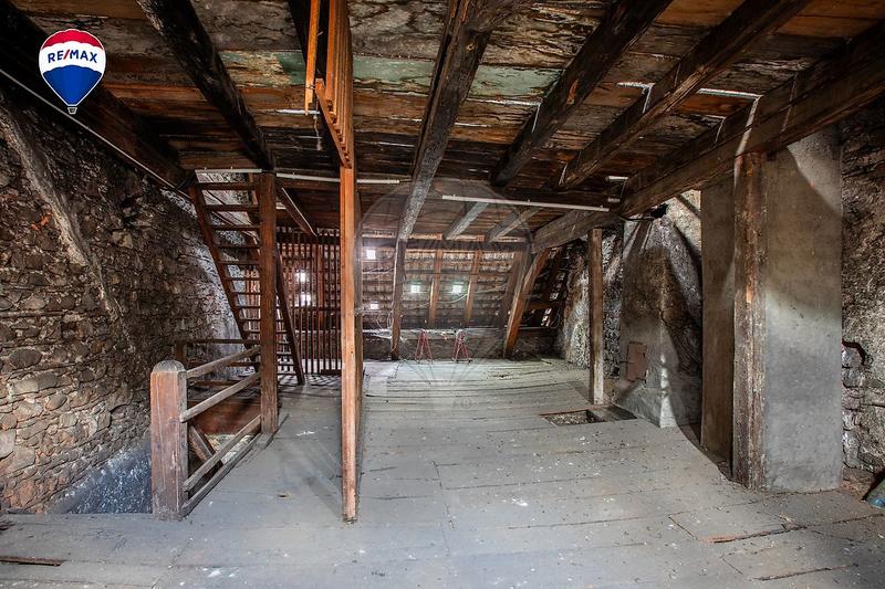 Appartement - 173 m² - 7 pièces