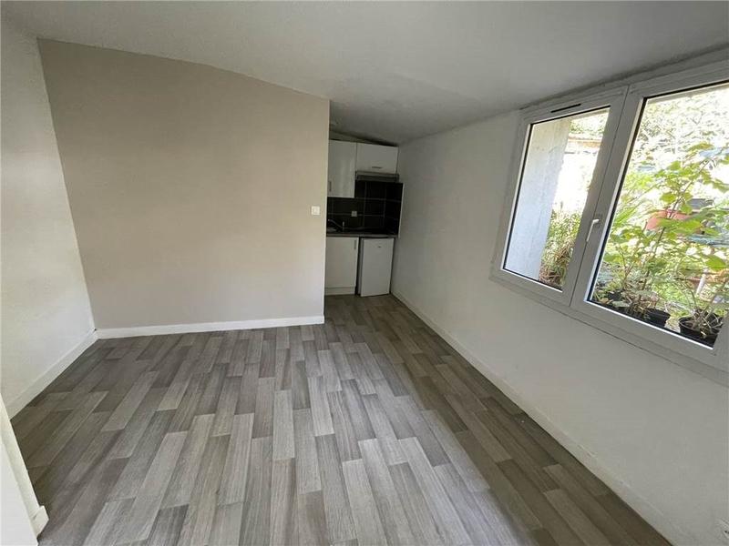 Appartement - 15 m² - 1 pièce