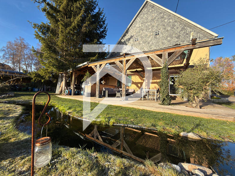 Maison - 166 m² - 8 pièces