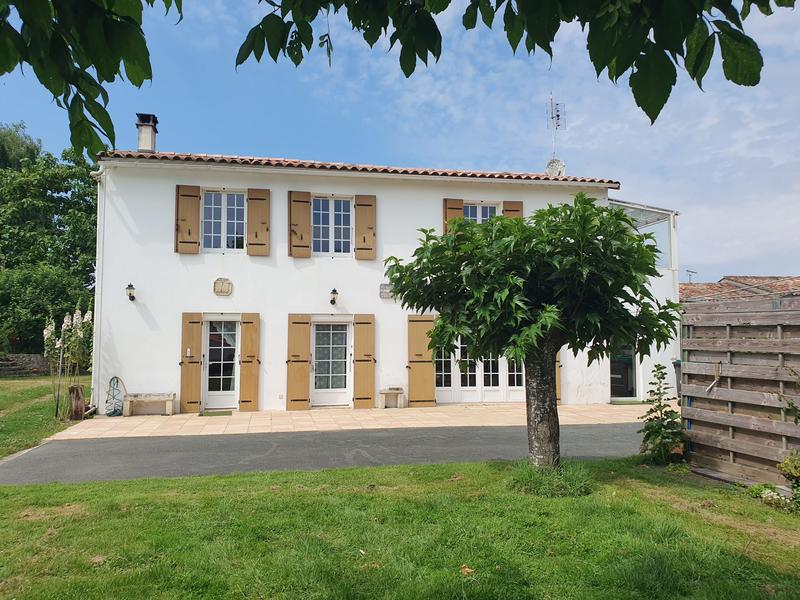 Maison - 115 m² - 6 pièces