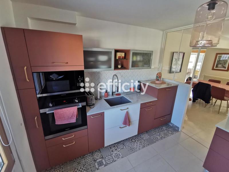 Maison - 142 m² - 7 pièces