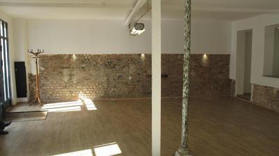 Bureau - 83 m² - 1 pièce