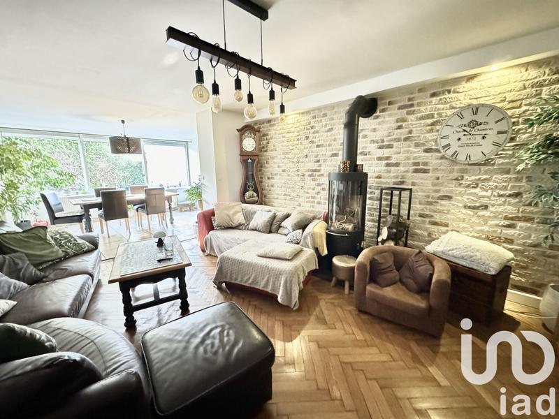 Maison - 177 m² - 6 pièces