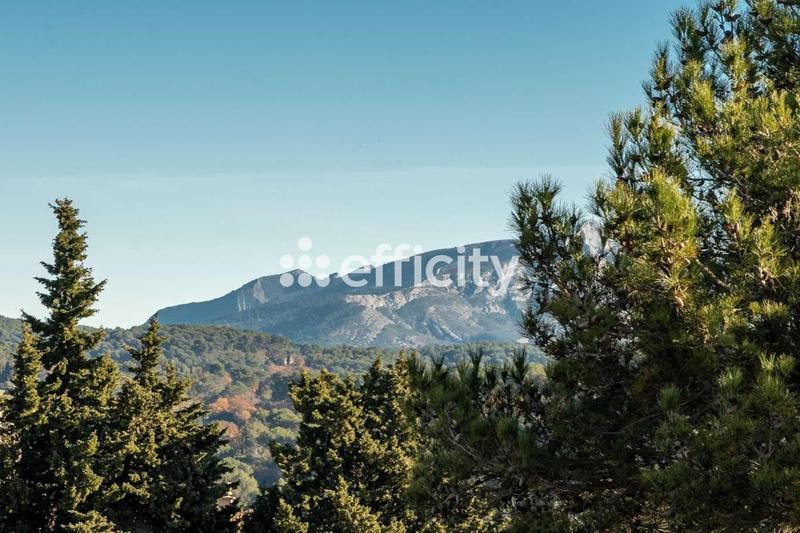 Appartement - 100 m² - 4 pièces