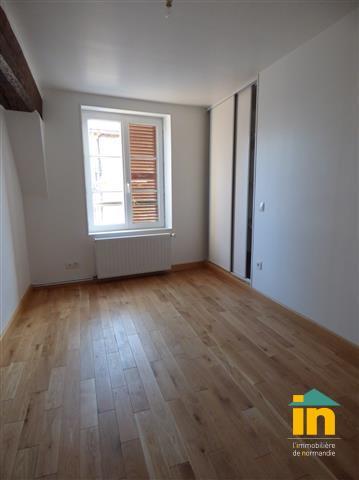 Appartement - 93 m² - 6 pièces