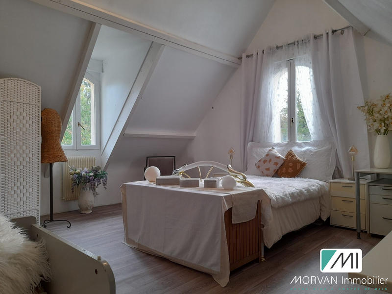 Maison contemporaine - 269 m² - 10 pièces