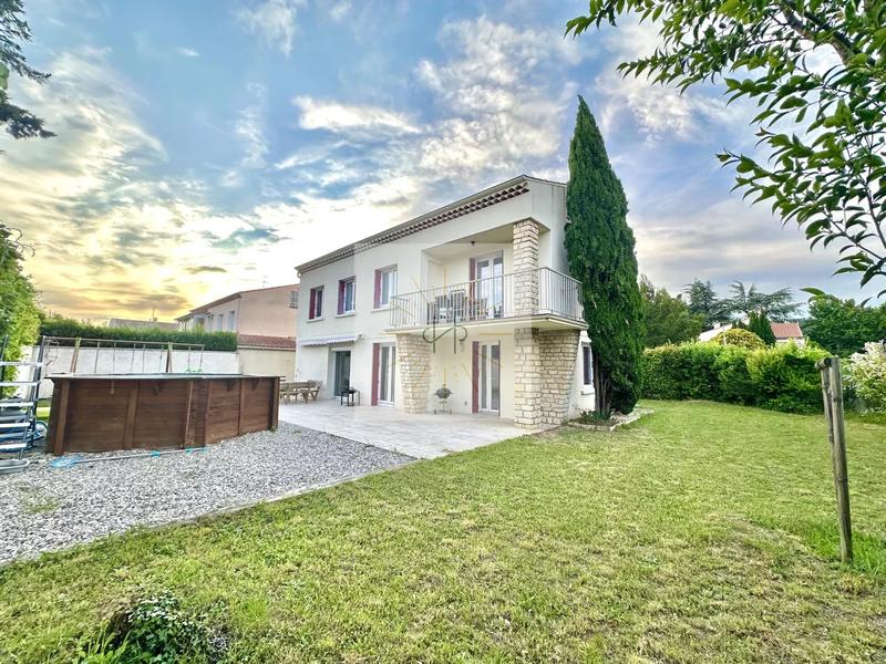 Maison - 134 m² - 5 pièces