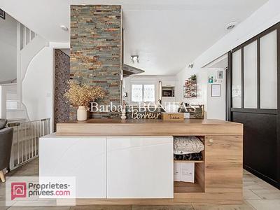 Maison - 93 m² - 5 pièces