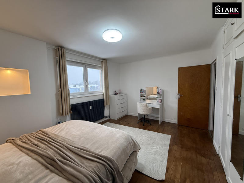 Appartement - 82 m² - 3 pièces