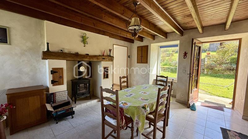 Maison ancienne - 104 m² - 4 pièces