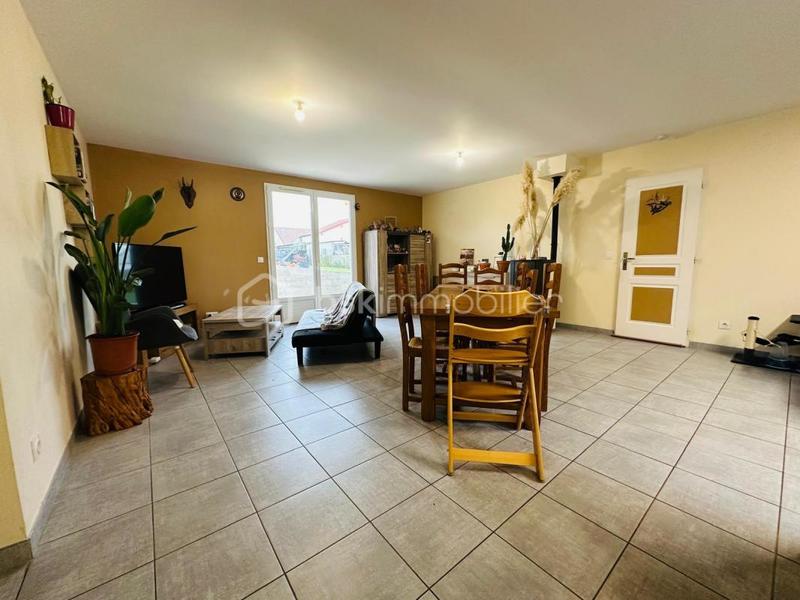 Maison - 94 m² - 4 pièces