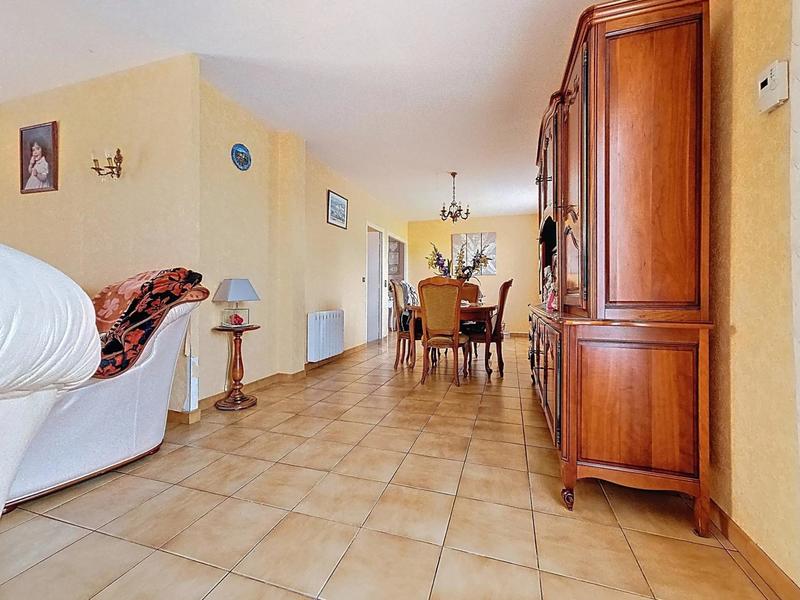 Maison - 162 m² - 8 pièces