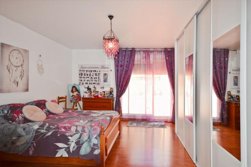 Maison - 224 m² - 6 pièces